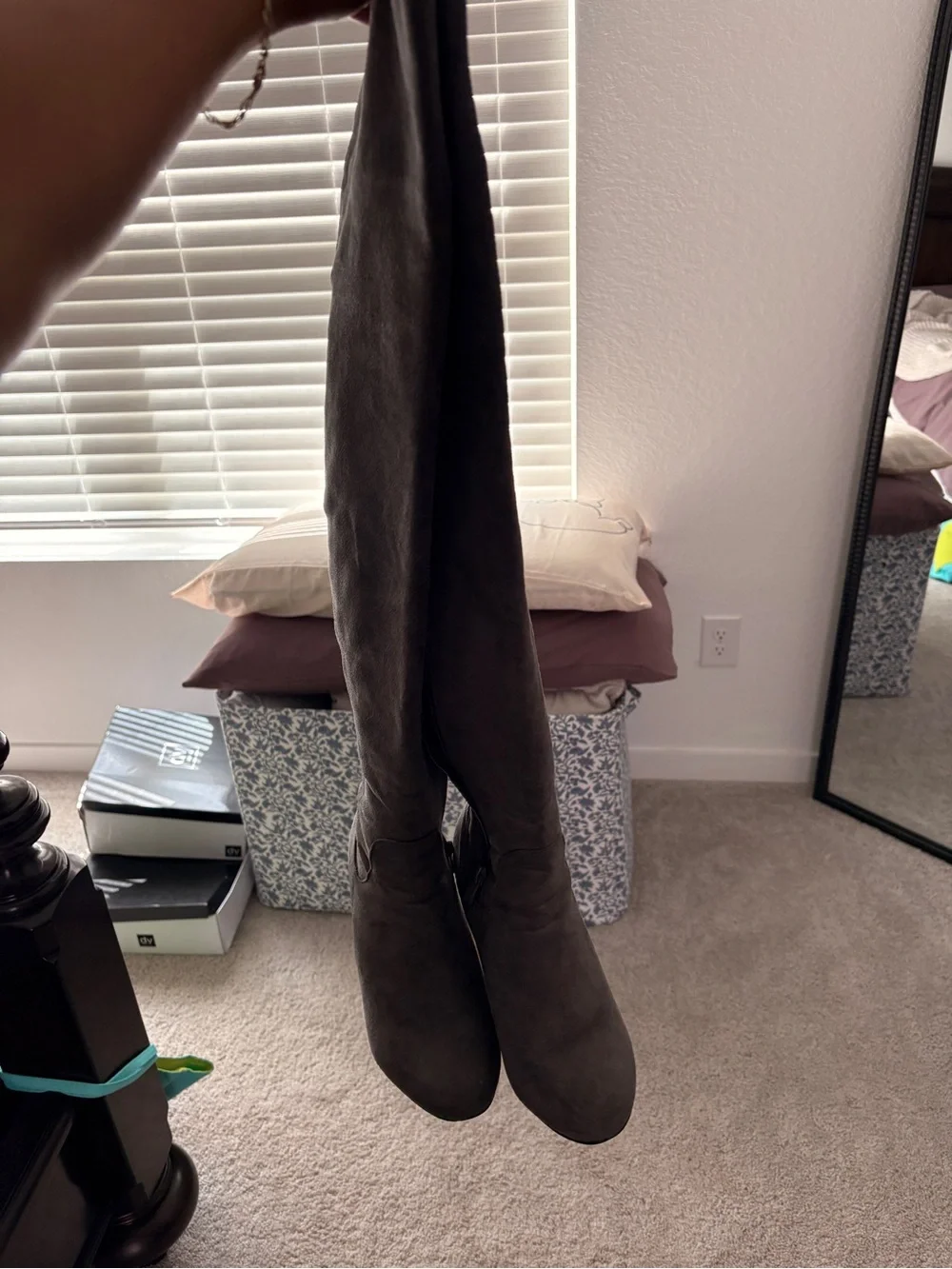 Over-the-Knee Suede Boots - Gray